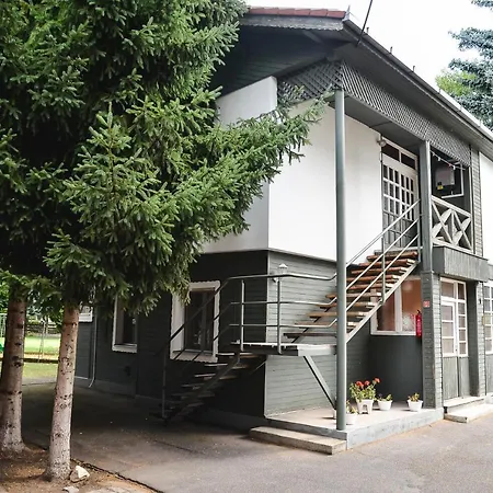 Bungallo Hotel 2*